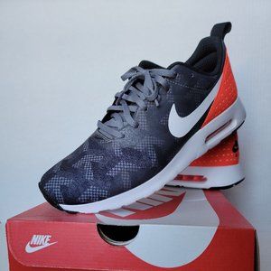 Nike Air Max Tavas SE